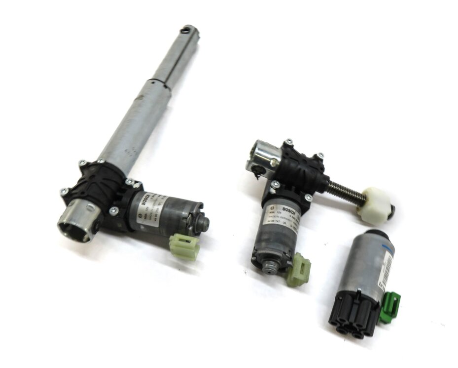 2011 BMW 550iGT (F07) RIGHT FRONT PASSENGER POWER SEAT ADJUST MOTOR SET