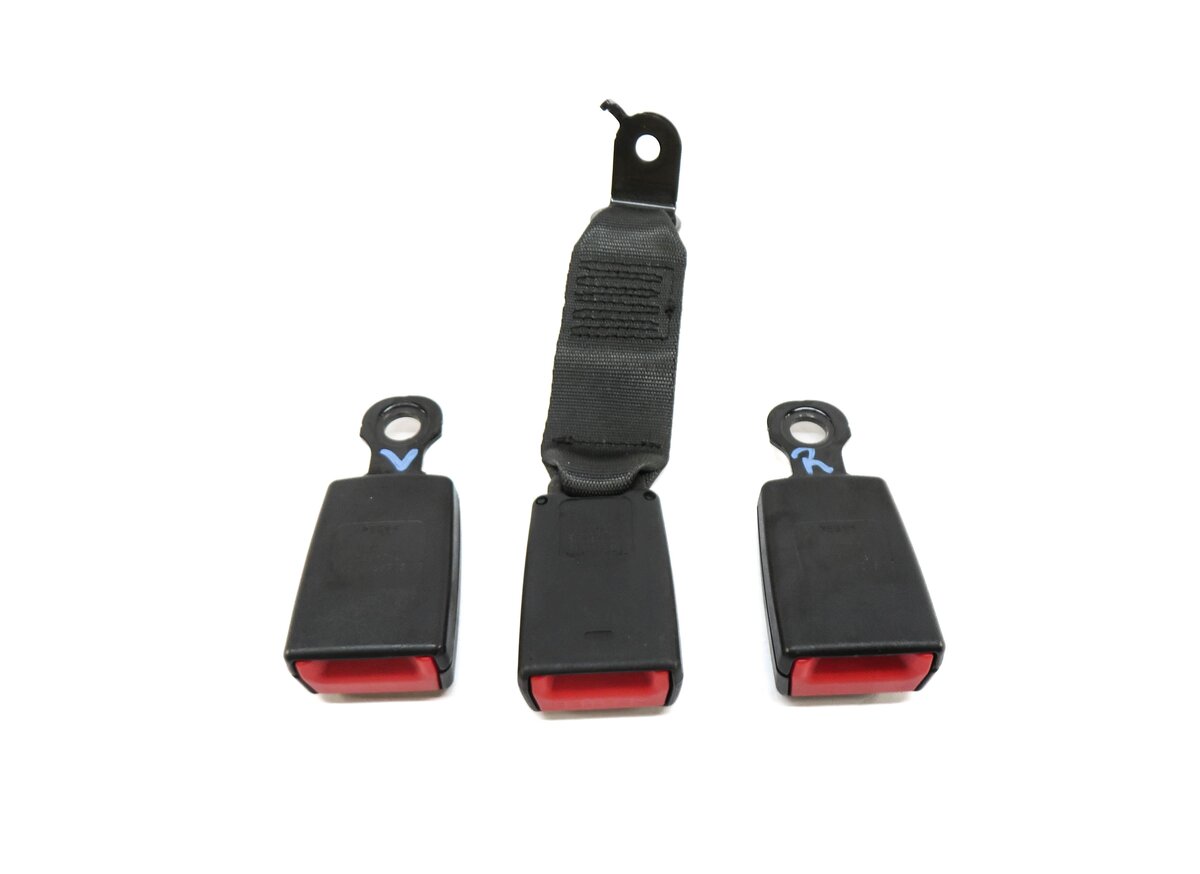 Thumbnail 3: 2011 BMW 550iGT (F07) REAR SEAT LEFT CENTER RIGHT SEATBELT BUCKLE RECEIVER SET-3