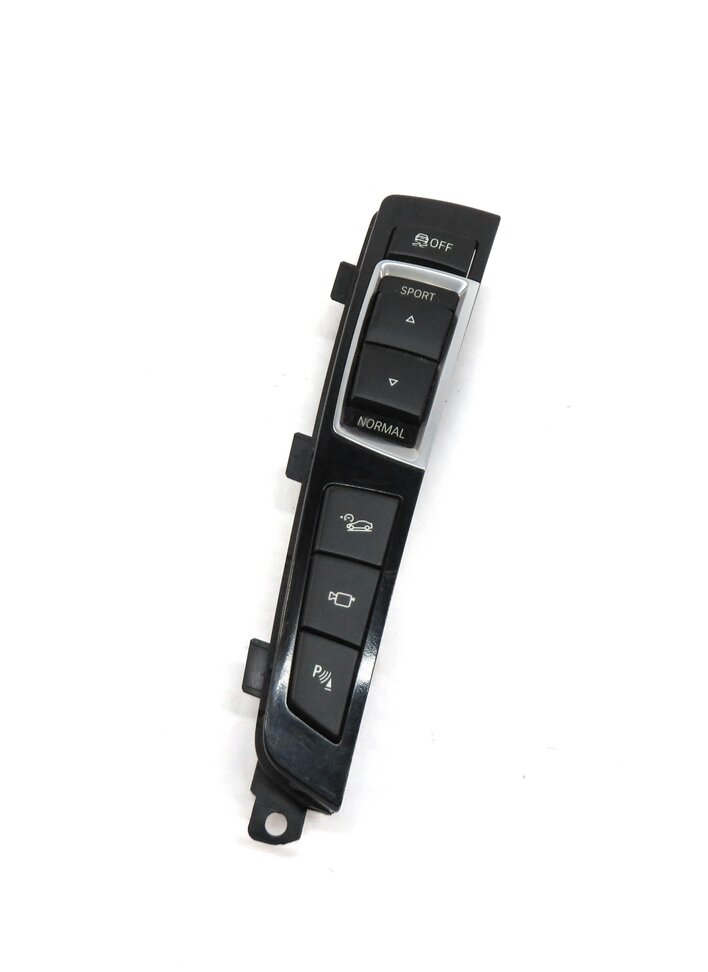 Thumbnail 1: 2011 BMW 550iGT (F07) TRACTION SUSPENSION HILL DESCENT CAMERA PDC SWITCH BUTTON