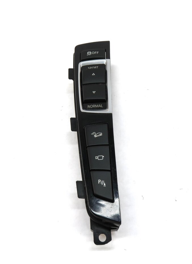 Thumbnail 3: 2011 BMW 550iGT (F07) TRACTION SUSPENSION HILL DESCENT CAMERA PDC SWITCH BUTTON