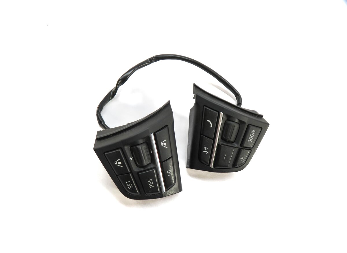 Thumbnail 4: 2011 BMW 550iGT (F07) LANE DEPARTURE STEERING WHEEL SWITCH BUTTON SET-2