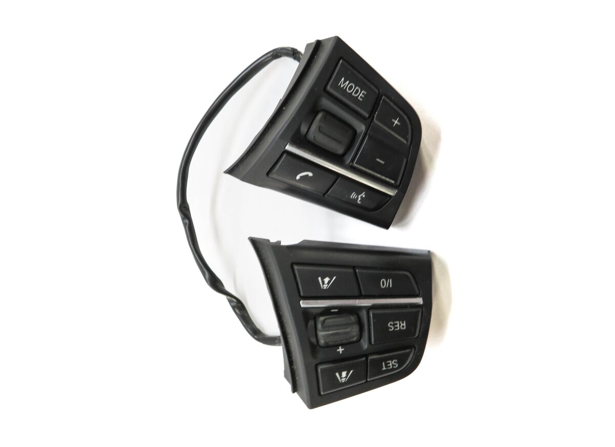 Thumbnail 5: 2011 BMW 550iGT (F07) LANE DEPARTURE STEERING WHEEL SWITCH BUTTON SET-2