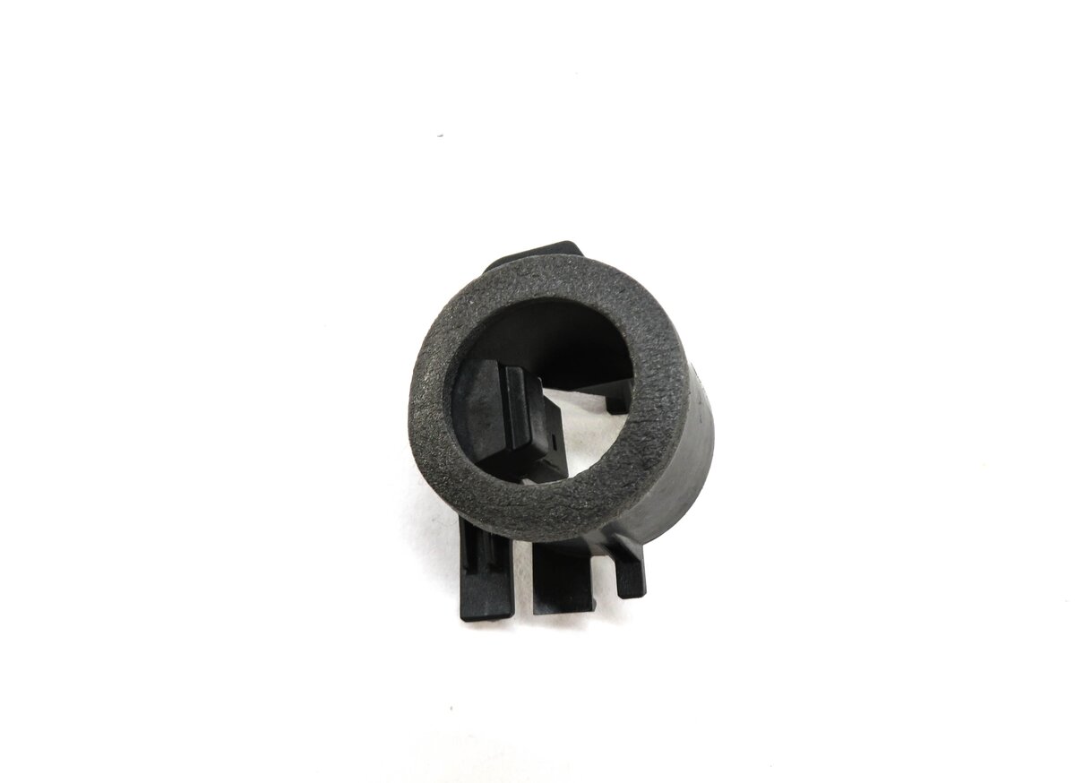 Thumbnail 3: 2011 BMW 550iGT (F07) IGNITION SWITCH IMMOBILIZER KEY SENSOR COIL RING