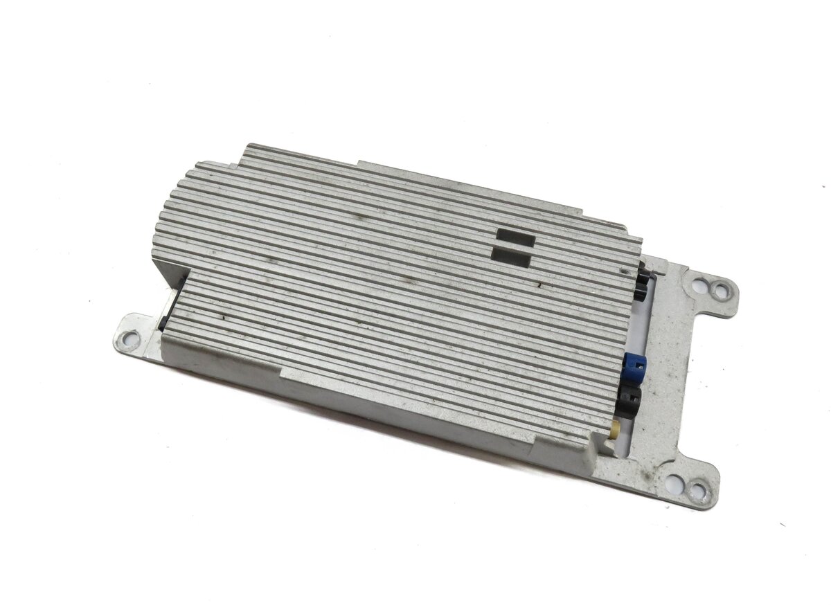 Thumbnail 1: 2011 BMW 550iGT (F07) BLUETOOTH COMMUNICATION TELEMATICS COMBOX CONTROL MODULE