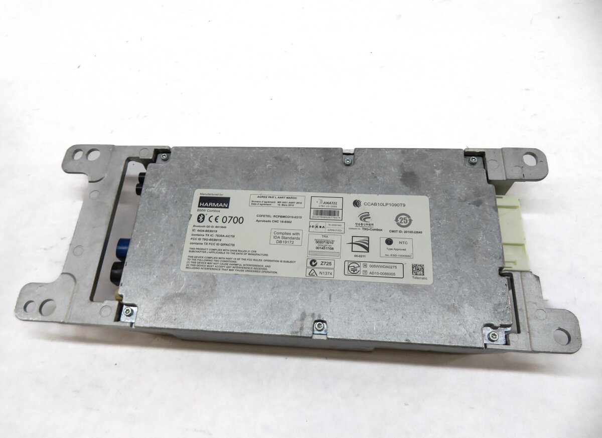 Thumbnail 3: 2011 BMW 550iGT (F07) BLUETOOTH COMMUNICATION TELEMATICS COMBOX CONTROL MODULE