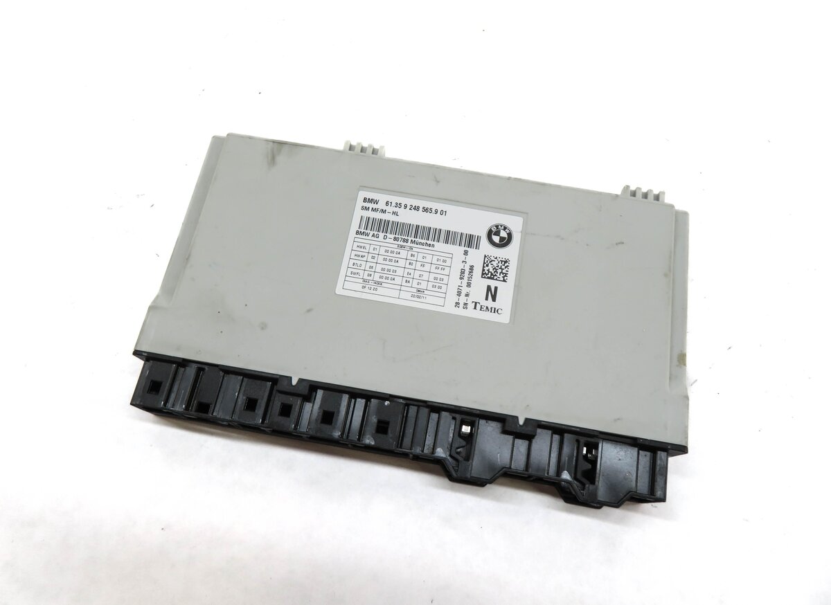 Thumbnail 1: 09-17 BMW 535iGT 550iGT 750i 760i (F01 F07) FRONT COMFORT SEAT CONTROL MODULE