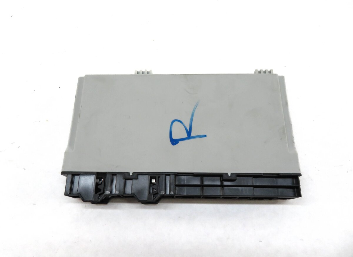 Thumbnail 3: 09-17 BMW 535iGT 550iGT 750i 760i (F01 F07) FRONT COMFORT SEAT CONTROL MODULE