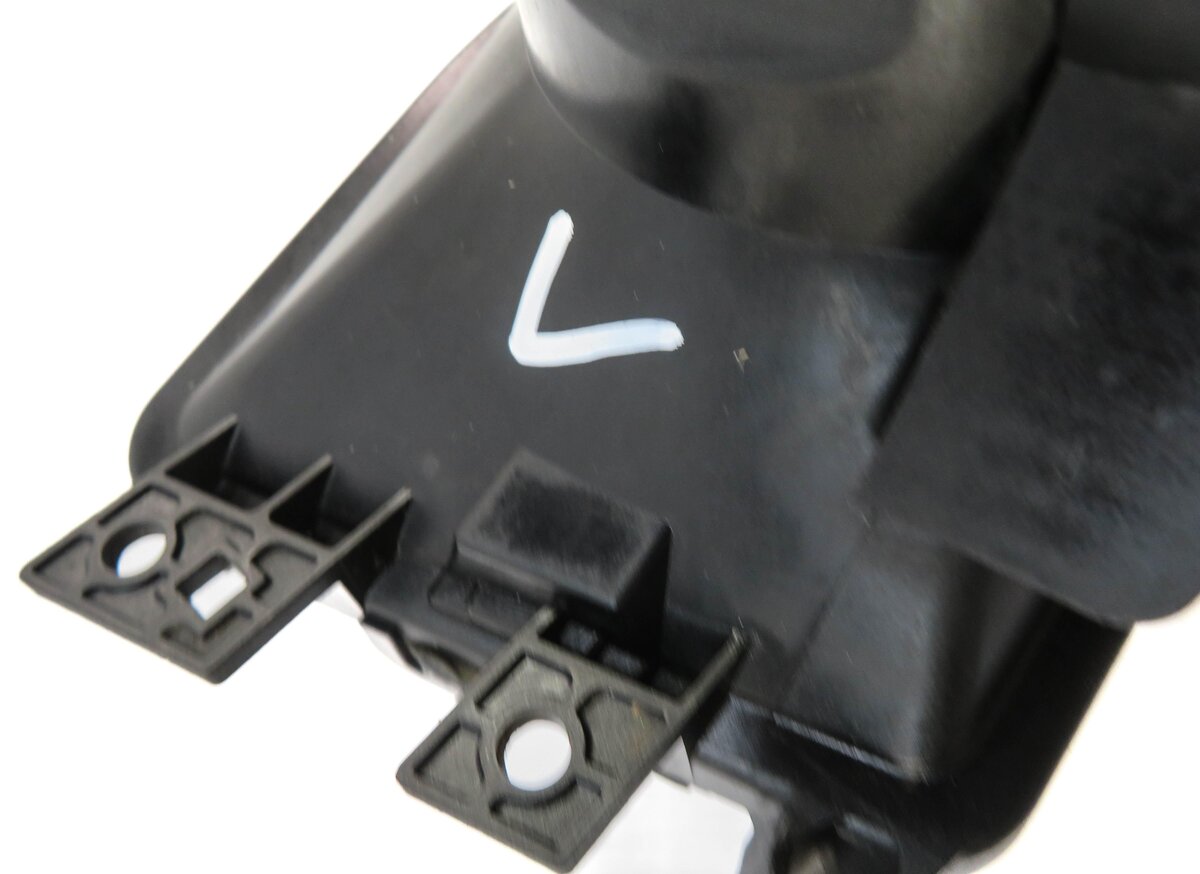 Thumbnail 4: 2010-2013 BMW 535iGT 550iGT (F07) LEFT FRONT DRIVER FOG LIGHT DRIVING LAMP