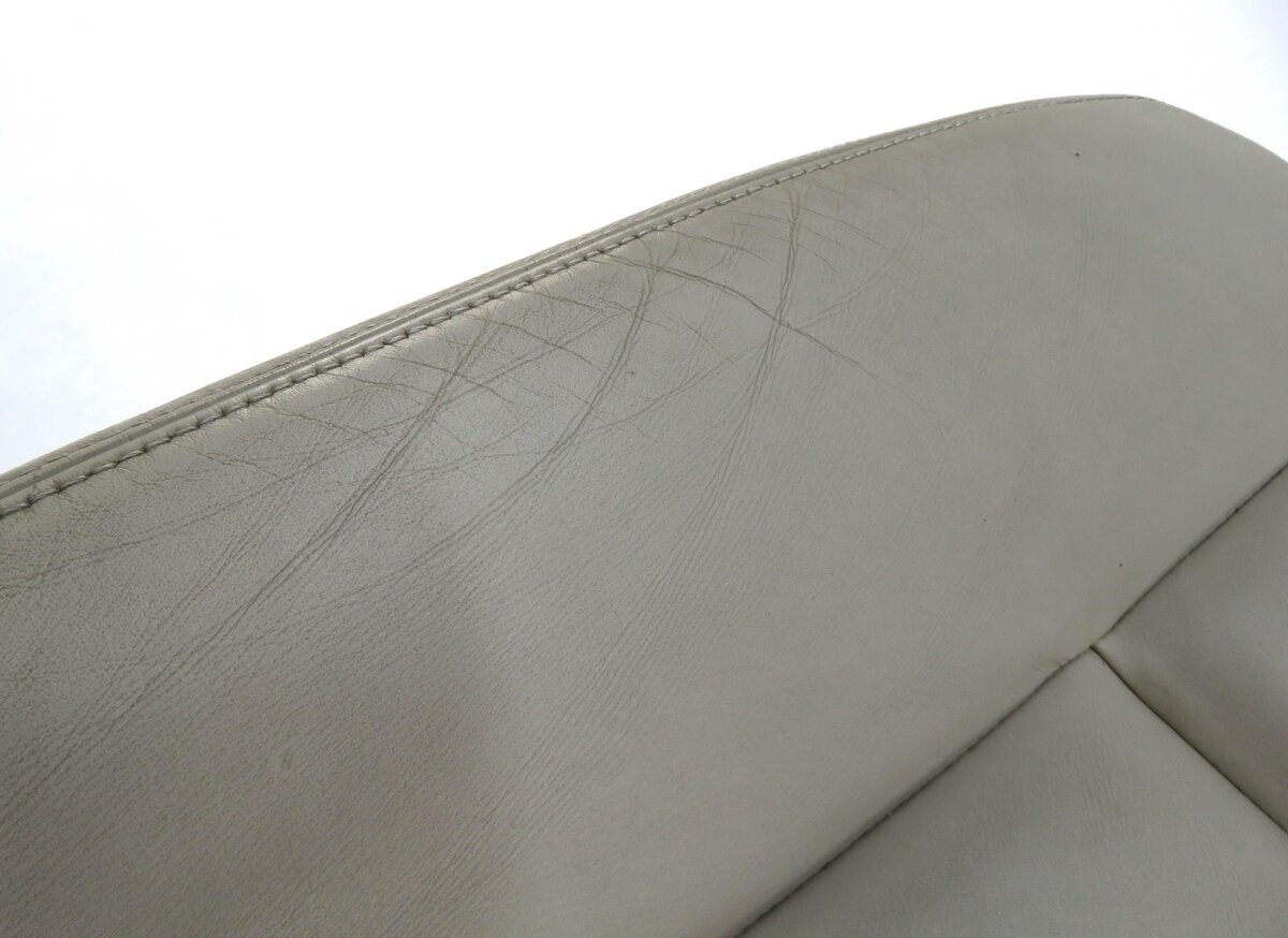 Thumbnail 9: 2011 BMW 550iGT (F07) PASSENGER LOWER BOTTOM HEATED SPORT SEAT CUSHION (IVORY)