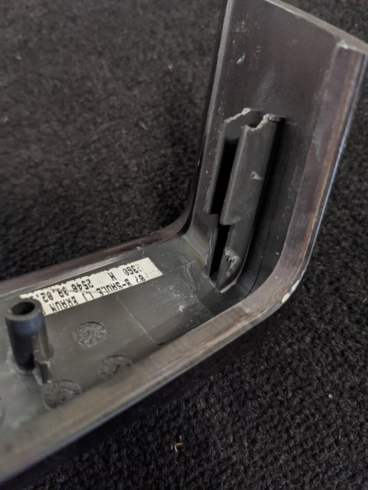 Thumbnail 13: 2011 BMW 550iGT (F07) DASH DOOR CONSOLE WOOD GRAIN TRIM SET (FINELINE ASH WOOD)