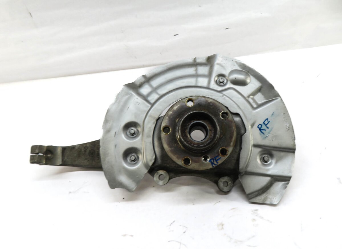 Thumbnail 4: 2010-2019 BMW 535iGT 550iGT 740i 750i (F01 F07) AWD RIGHT FRONT SPINDLE KNUCKLE