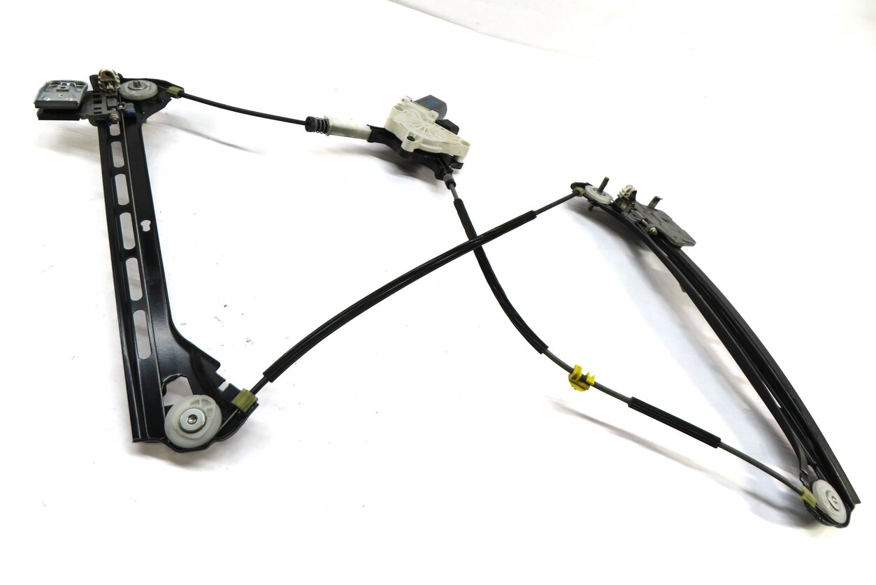 2012 E CLASS COUPE (W207) FRONT RIGHT PASSENGER DOOR WINDOW REGULATOR & MOTOR