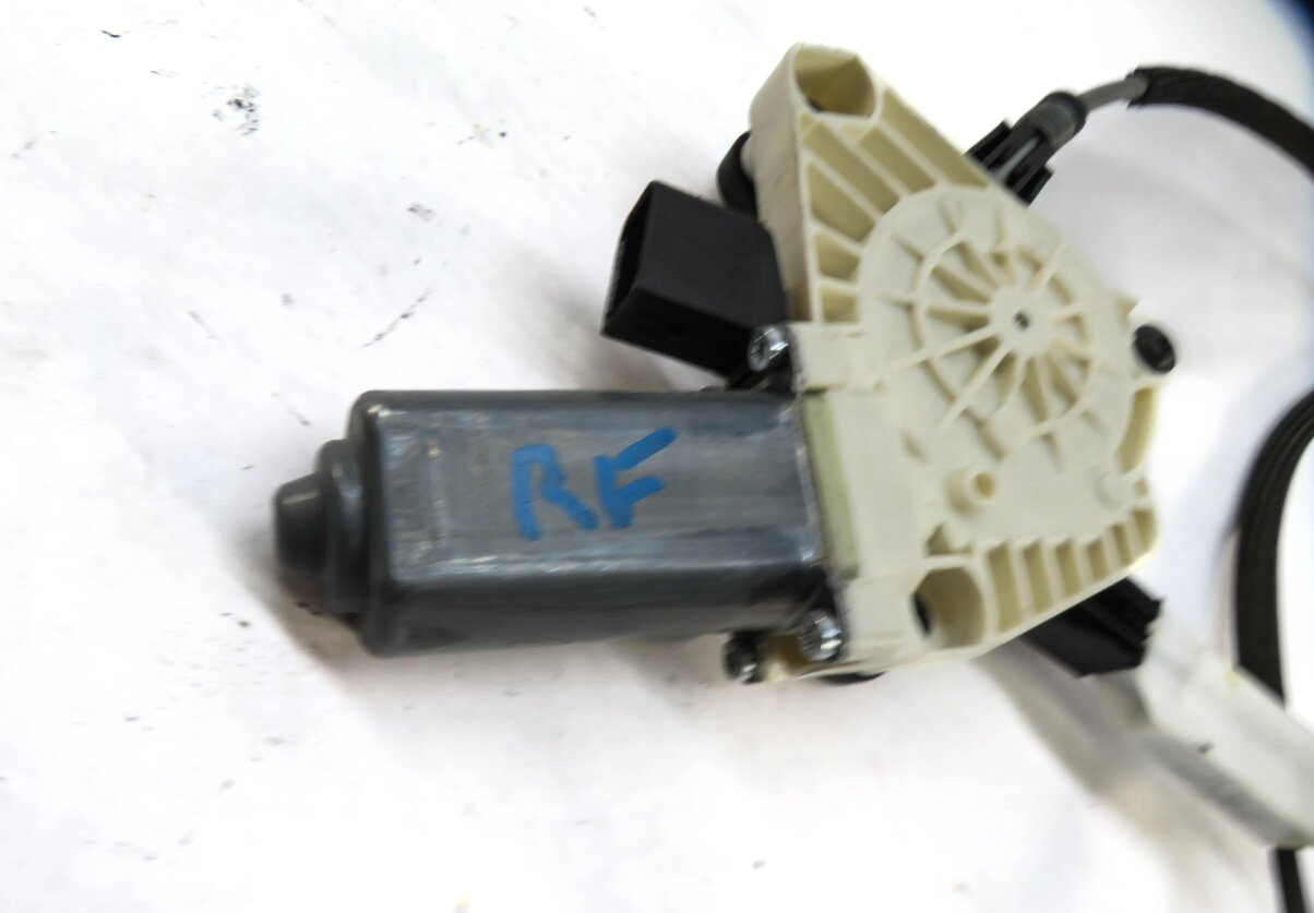Thumbnail 4: 2012 E CLASS COUPE (W207) FRONT RIGHT PASSENGER DOOR WINDOW REGULATOR & MOTOR