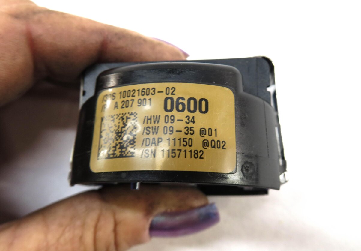 Thumbnail 4: 2012 MERCEDES E CLASS COUPE (W207) RAIN SENSOR 2079010600