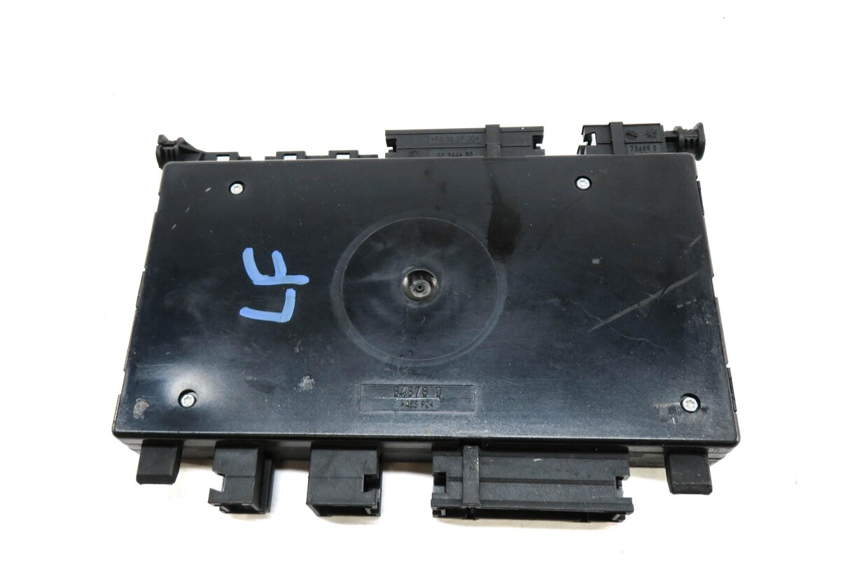 Thumbnail 3: 2012 MERCEDES E CLASS COUPE (W207) FRONT LEFT DRIVER SEAT CONTROL MODULE