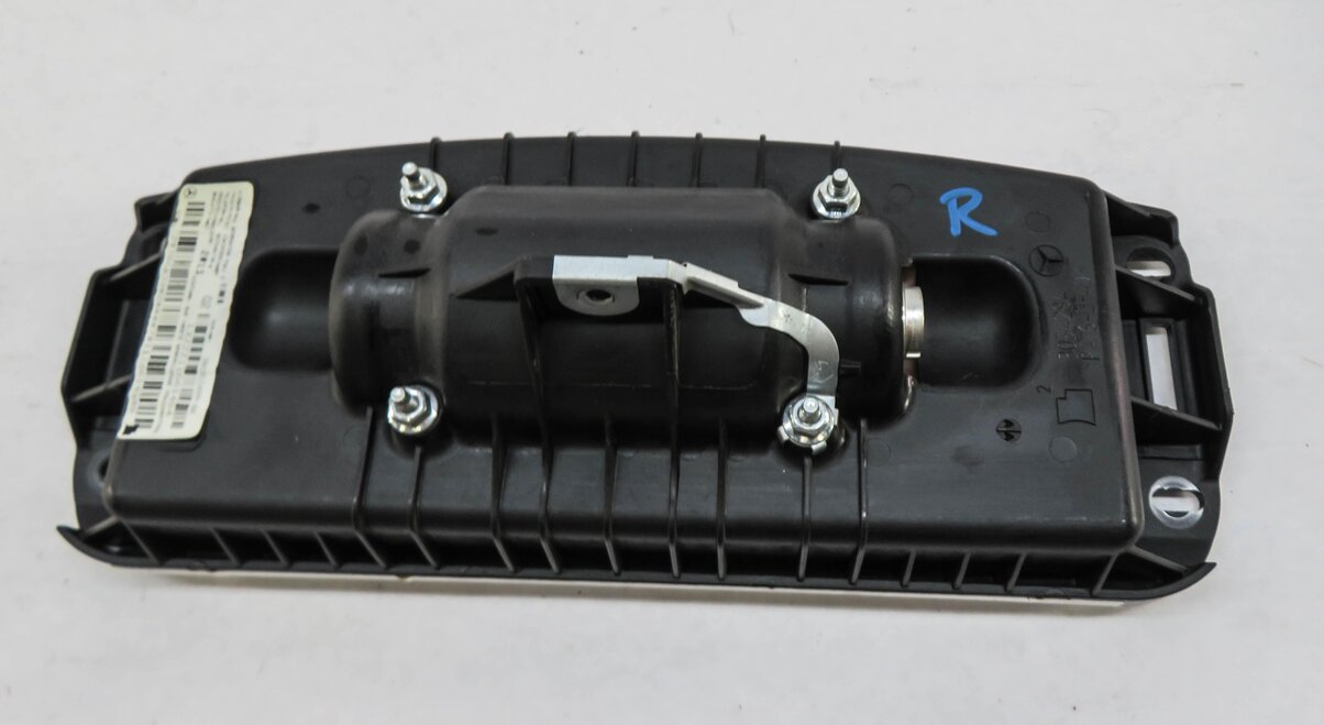 Thumbnail 4: 10-12 MERCEDES E350 E550 A207 C207 W207 COUPE CONVERTIBLE PASSENGER DASH AIRBAG