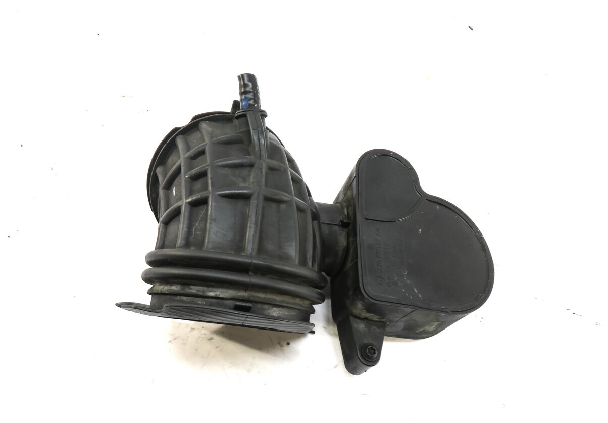 Thumbnail 2: 2012 MERCEDES E350 COUPE W207 3.5L M276 ENGINE AIR INTAKE DUCT PIPE w/ RESONATOR