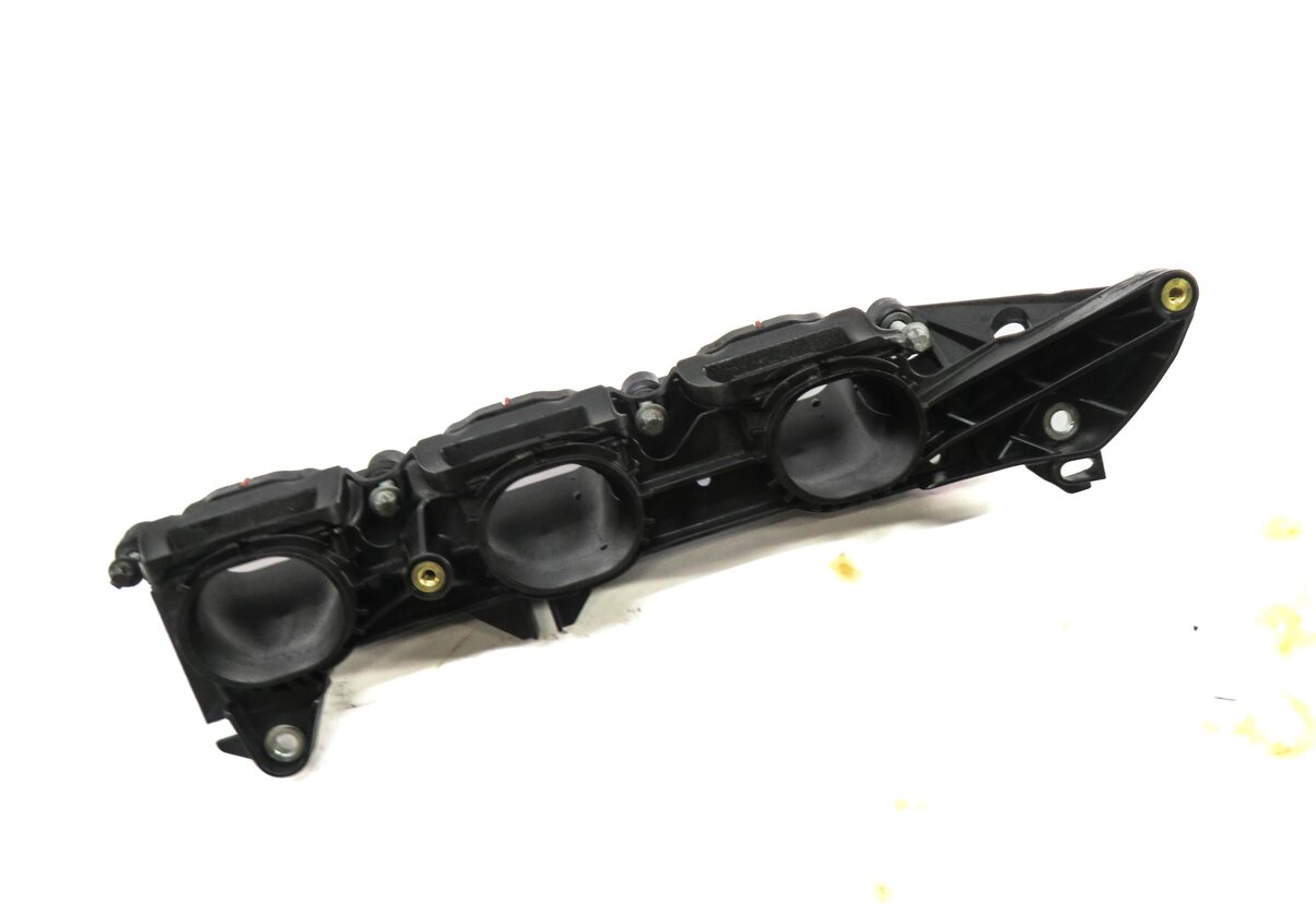 2012 MERCEDES C350 E350 R350 (W204 W207 W251) 3.5L - RIGHT LOWER INTAKE MANIFOLD