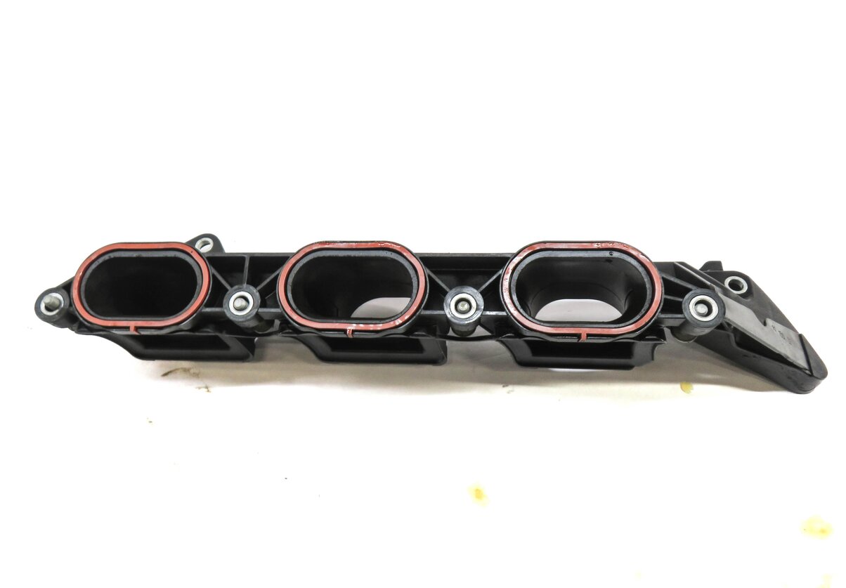 Thumbnail 4: 2012 MERCEDES C350 E350 R350 (W204 W207 W251) 3.5L - RIGHT LOWER INTAKE MANIFOLD