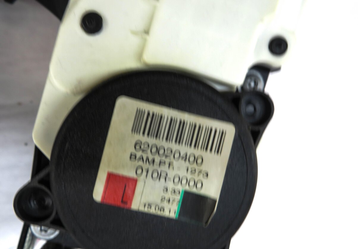 Thumbnail 11: 10-13 MERCEDES E350 E550 (A207 C207 W207) LEFT FRONT SEATBELT RETRACTOR (BLACK)