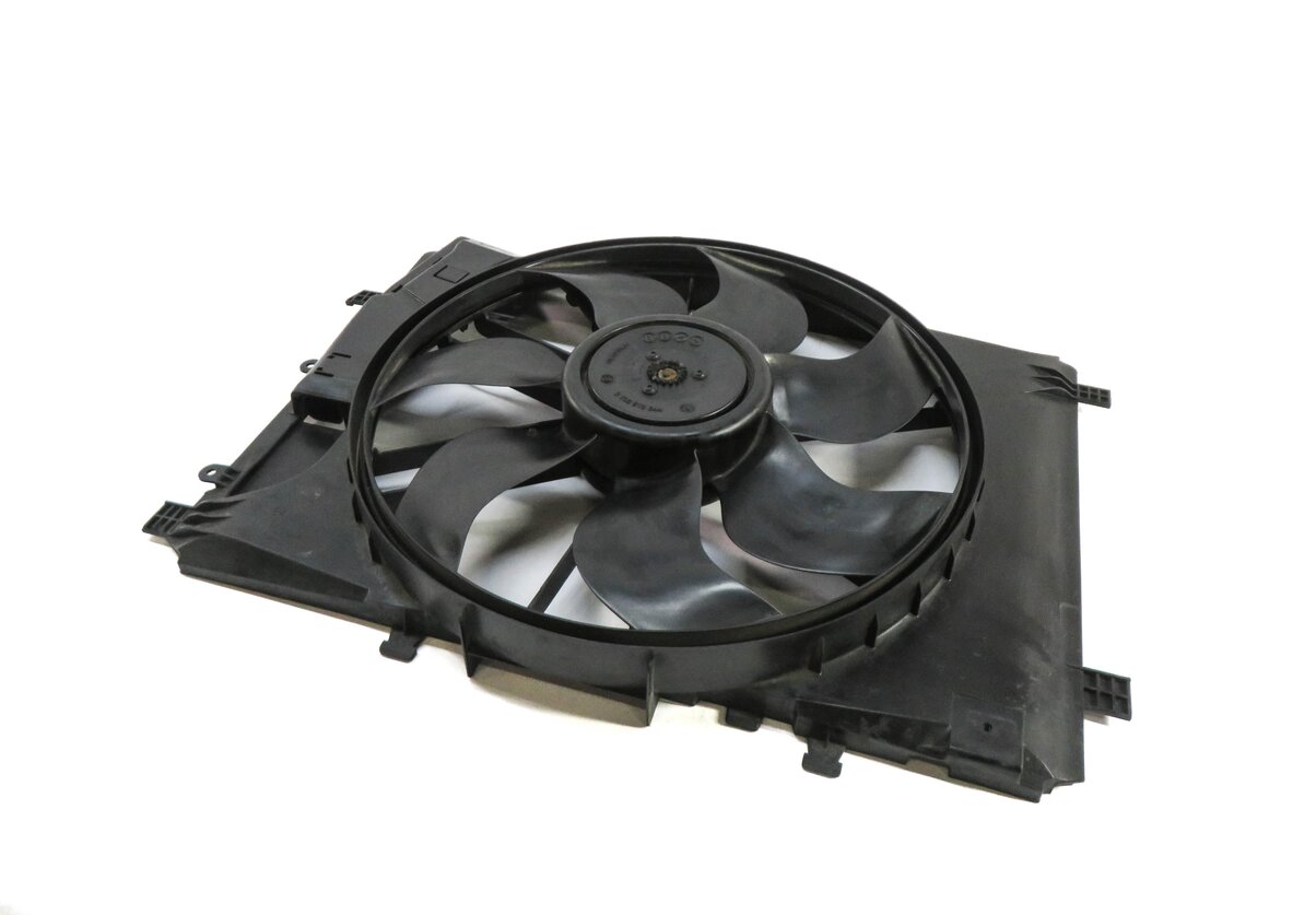 08-17 MERCEDES B C E CLA CLS GLK SLK (C207 W204 X204 W212) RADIATOR COOLING FAN