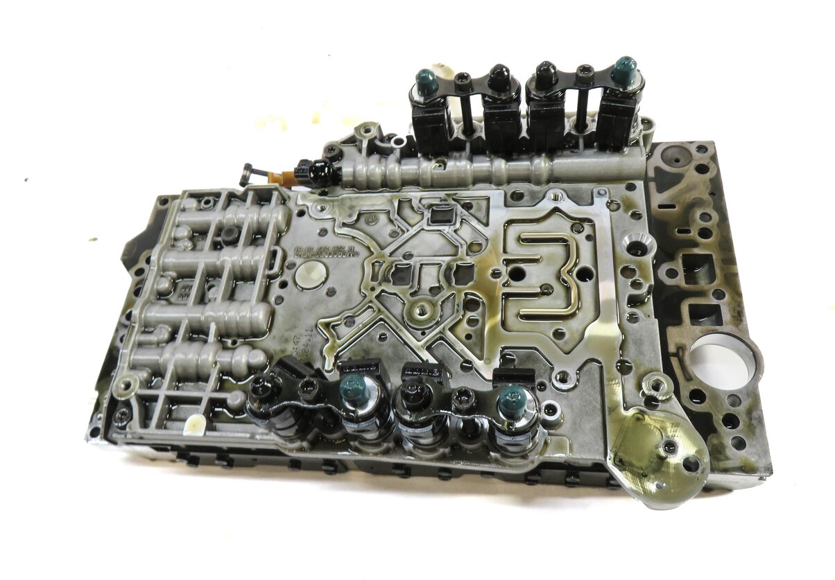 Thumbnail 2: 12-17 MB C350 E350 GLE350 GLK350 ML350 R350 SLK350 722.9 TRANSMISSION VALVE BODY
