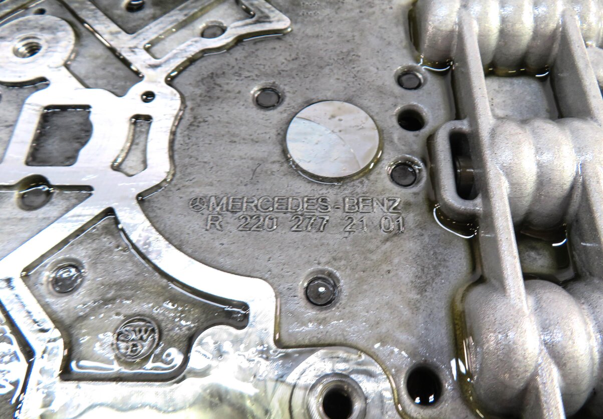 Thumbnail 4: 12-17 MB C350 E350 GLE350 GLK350 ML350 R350 SLK350 722.9 TRANSMISSION VALVE BODY