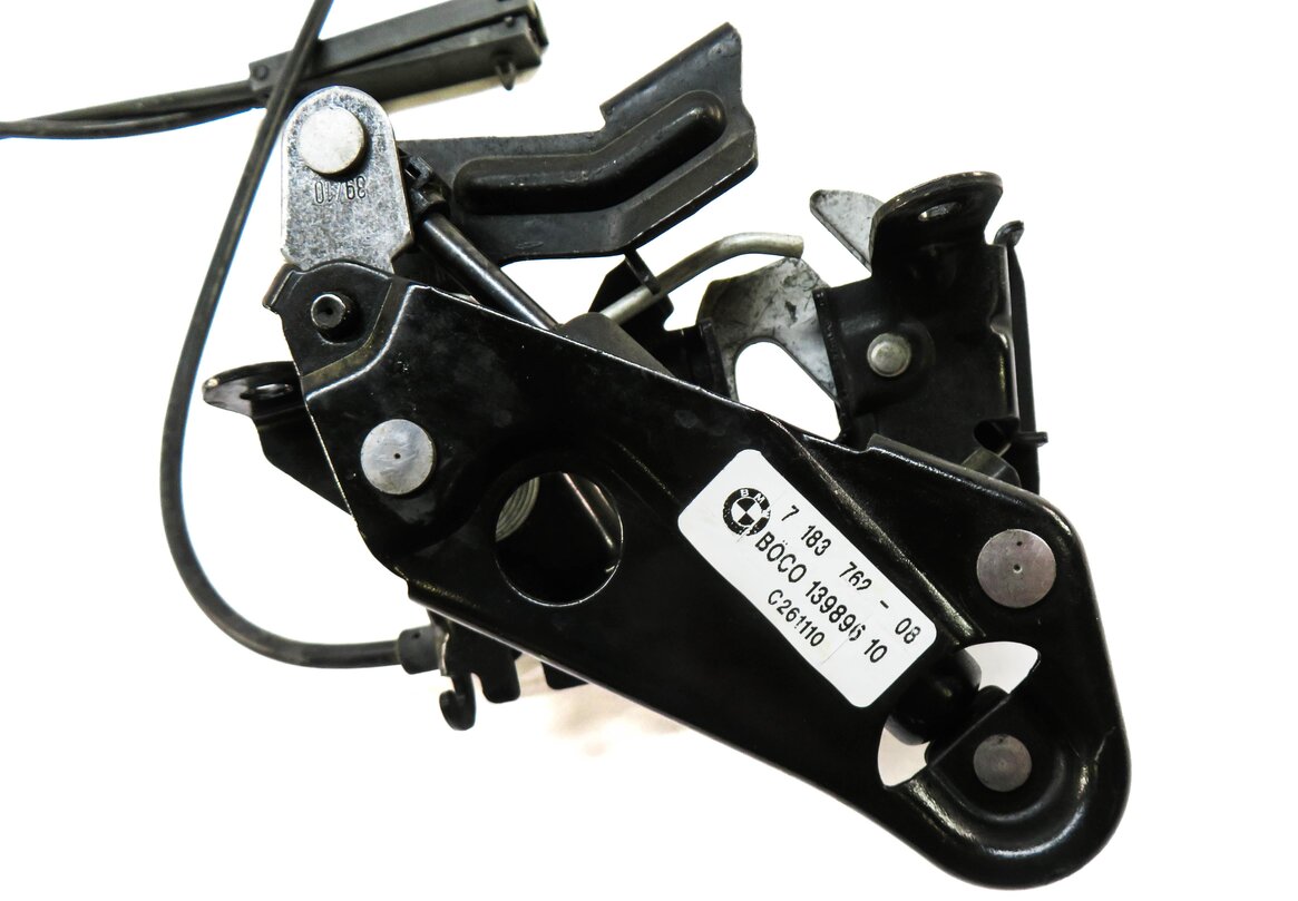 Thumbnail 4: 2011 BMW 535iGT (F07) FRONT LEFT & RIGHT LOWER HOOD LOCK LATCH SET w/ CABLE