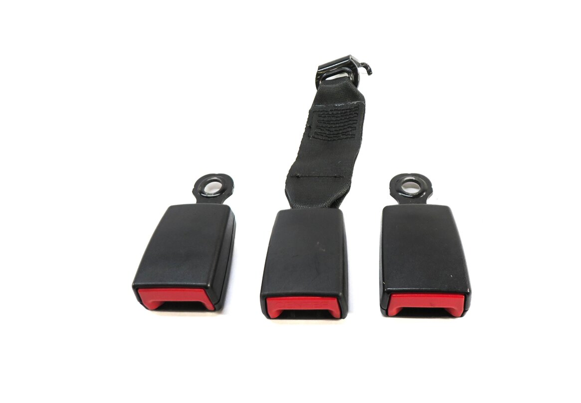 Thumbnail 2: 2011 BMW 535iGT (F07) REAR LEFT CENTER RIGHT SEAT SEATBELT BUCKLE RECEIVER SET