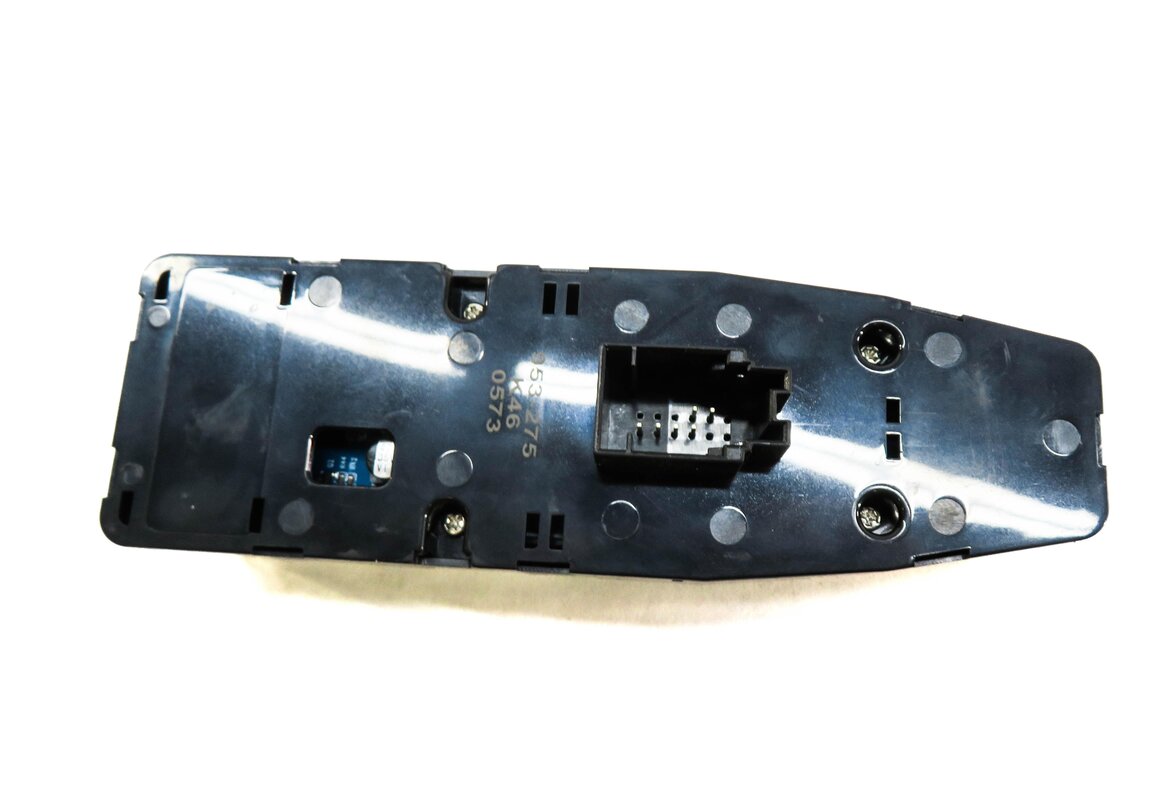 Thumbnail 4: 2010-2019 BMW 5 / 6 / GT / X3 (F07 F10 F12 F25) LEFT DRIVER P-FOLD WINDOW SWITCH