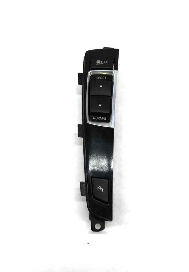 Thumbnail 2: 2011 BMW 535iGT (F07) TRACTION CONTROL SUSPENSION PDC SWITCH BUTTON PANEL