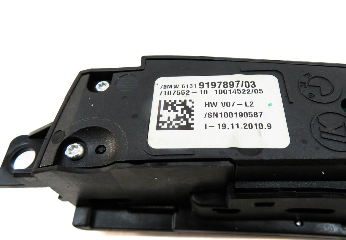 Thumbnail 4: 2011 BMW 535iGT (F07) TRACTION CONTROL SUSPENSION PDC SWITCH BUTTON PANEL