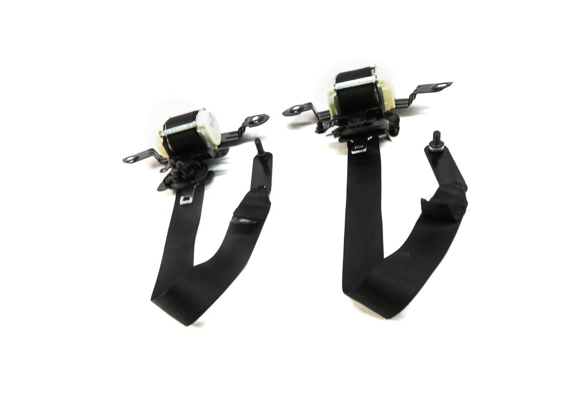 Thumbnail 2: 2011 BMW 535iGT (F07) LEFT & RIGHT REAR SEAT SEATBELT RETRACTOR SET-2 (BLACK)