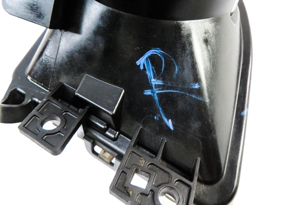 Thumbnail 4: 2010-2013 BMW 535iGT 550iGT (F07) RIGHT FRONT PASSENGER FOG LIGHT DRIVING LAMP