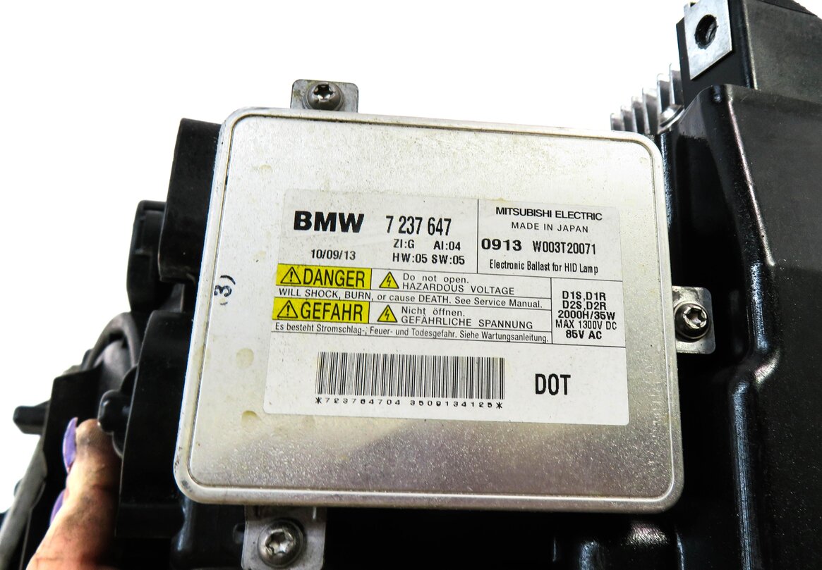 Thumbnail 6: 2010-2017 BMW 535iGT 550iGT (F07) RIGHT FRONT XENON HID ADAPTIVE HEADLIGHT LAMP
