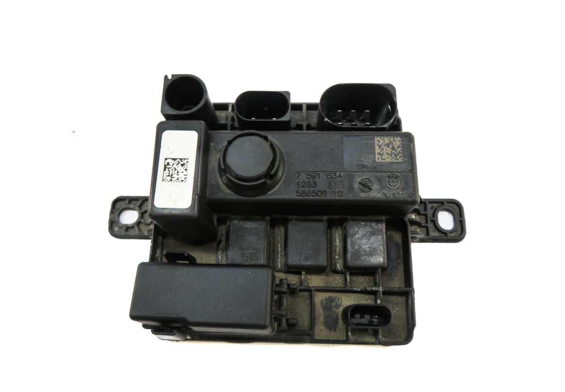 Thumbnail 2: 2011 BMW 535iGT (F07) INTEGRATED POWER SUPPLY CONTROL MODULE