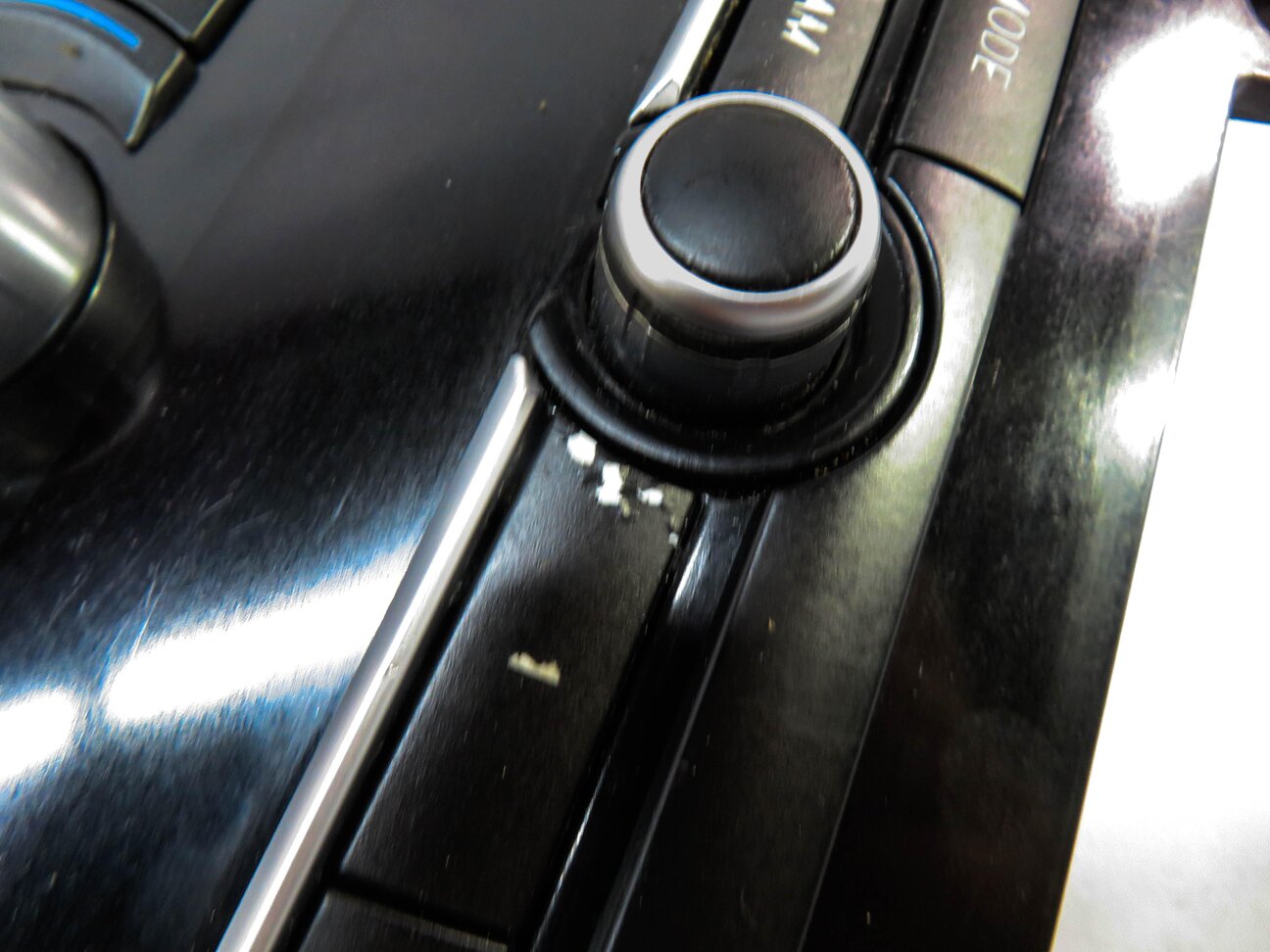 Thumbnail 6: 09-13 BMW 535iGT 550iGT 7 SERIES (F01 F07) FRONT HEATER A/C TEMPERATURE CONTROL