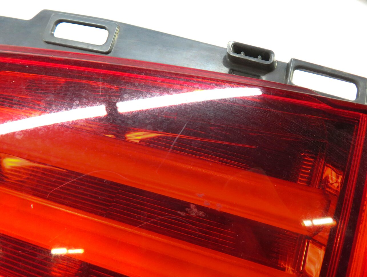 Thumbnail 6: 2010-2013 BMW 535iGT 550iGT (F07) RIGHT PASSENGER TRUNK LID TAILLIGHT LIGHT LAMP