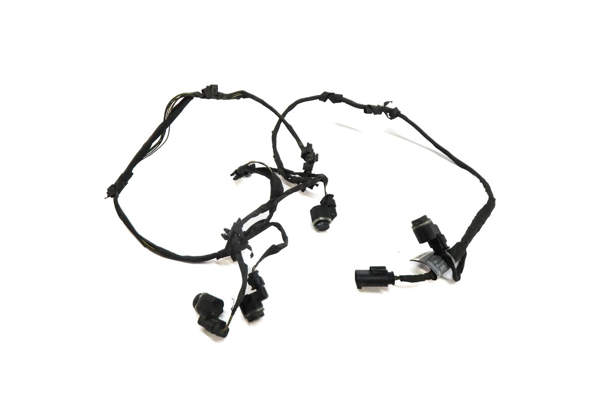 2011 BMW 535iGT (F07) FRONT PDC PARK DISTANCE SENSOR SET w/ HARNESS (BLACK 475)