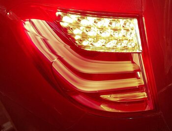 Thumbnail 2: 2010-2013 BMW 535iGT 550iGT (F07) LEFT DRIVER OUTER TAILLIGHT BRAKE LIGHT LAMP