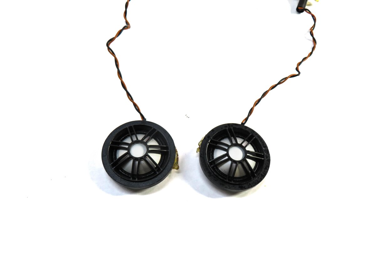 Thumbnail 18: 2011 BMW 535iGT (F07) RADIO STEREO AUDIO SUB SUBWOOFER TWEETER SPEAKER SET