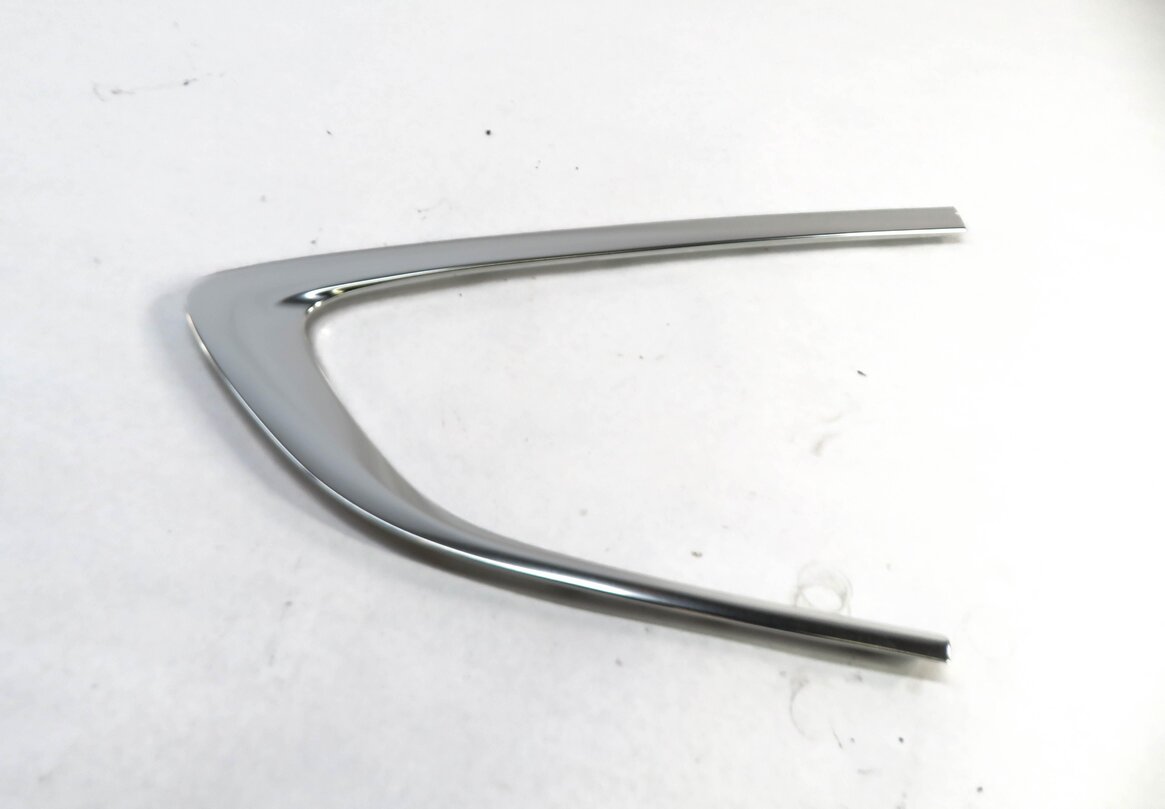 2011 BMW 535iGT (F07) RIGHT PASSENGER REAR QUARTER WINDOW TRIM (CHROME)