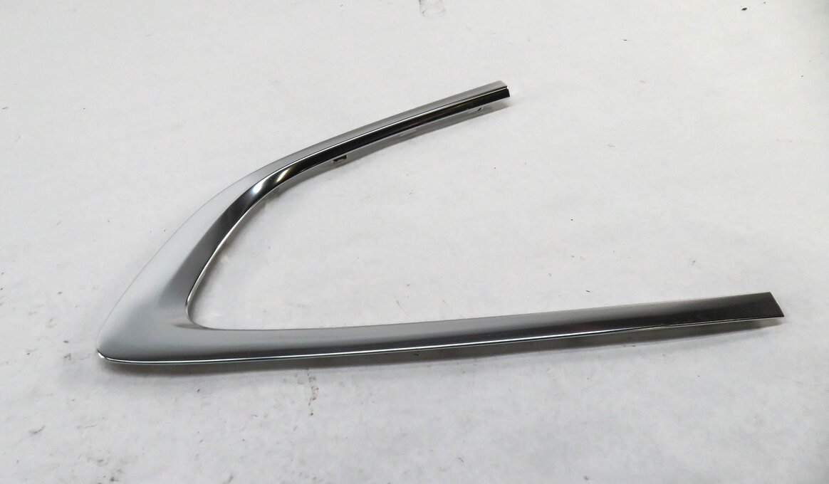 2011 BMW 535iGT (F07) LEFT DRIVER REAR QUARTER WINDOW TRIM (CHROME)