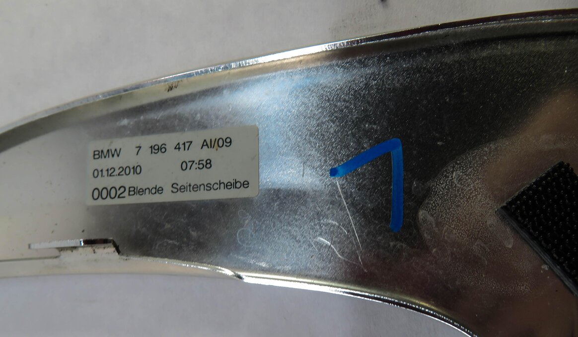 Thumbnail 4: 2011 BMW 535iGT (F07) LEFT DRIVER REAR QUARTER WINDOW TRIM (CHROME)
