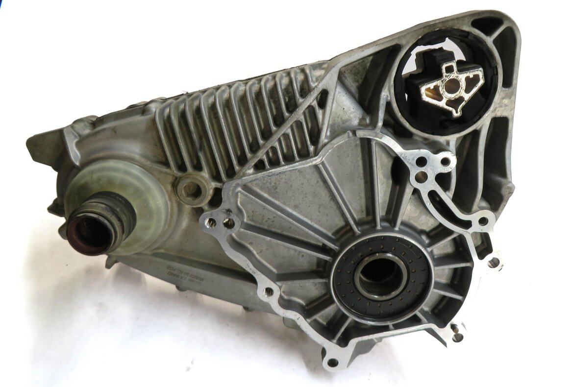 Thumbnail 3: 2007-2010 BMW X5 X6 (E70 E71) 3.0L ENGINE ATC 700 FRONT TRANSFER CASE w/o MOTOR