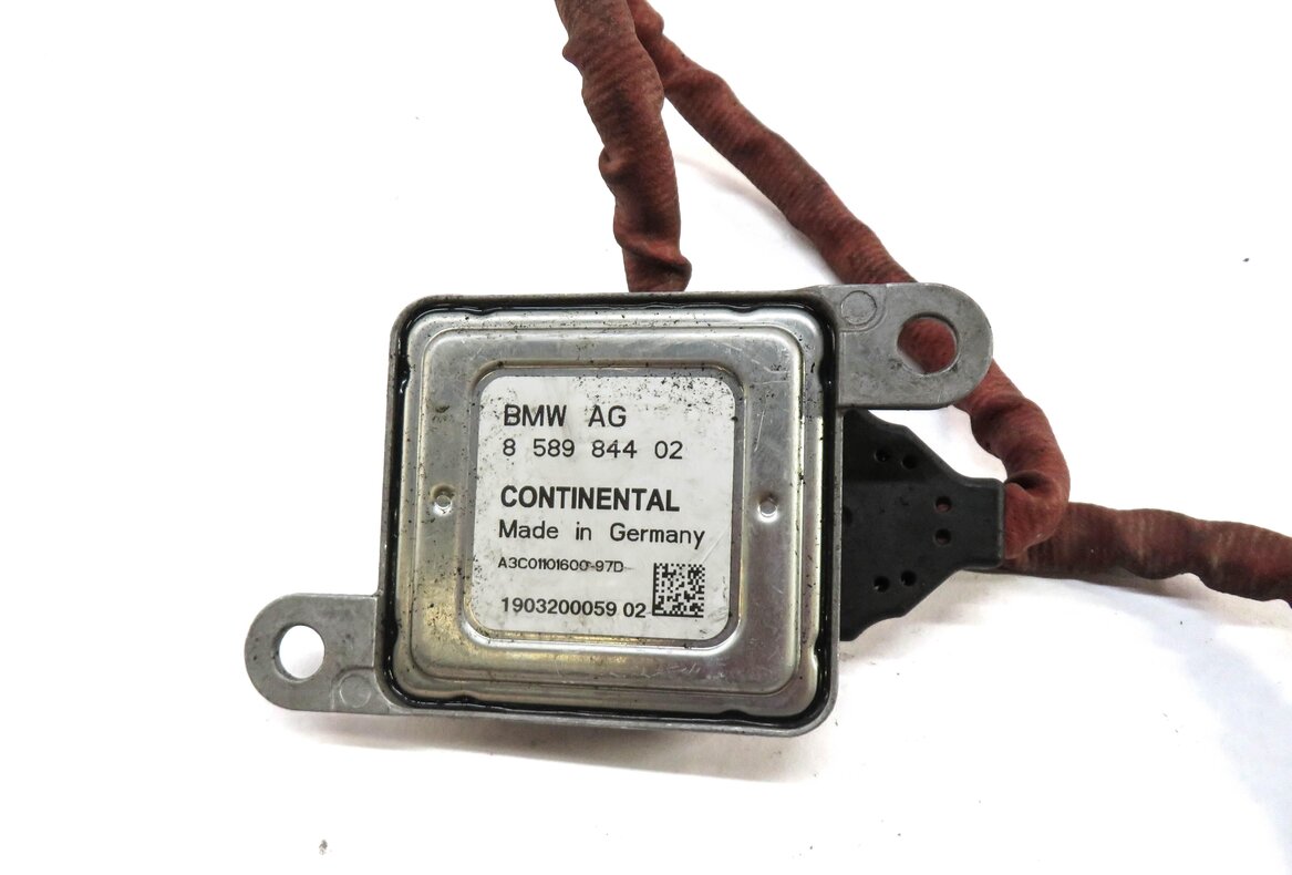 Thumbnail 3: 2010 BMW X5 (E70) 3.0L M57Y DIESEL ENGINE NITROGEN OXIDE NOX SENSOR PROBE MODULE