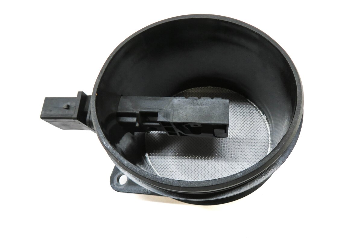 Thumbnail 4: 2009-2013 BMW X5 335D (E70 E90) 3.0L M57Y DIESEL ENGINE MASS AIR FLOW SENSOR MAF