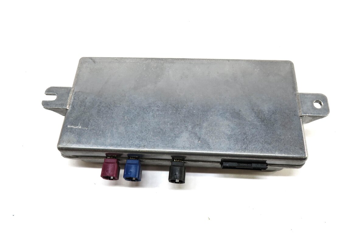 Thumbnail 3: 2010 BMW X5 (E70) TOP REARVIEW SIDE VIEW CAMERA CONTROL MODULE