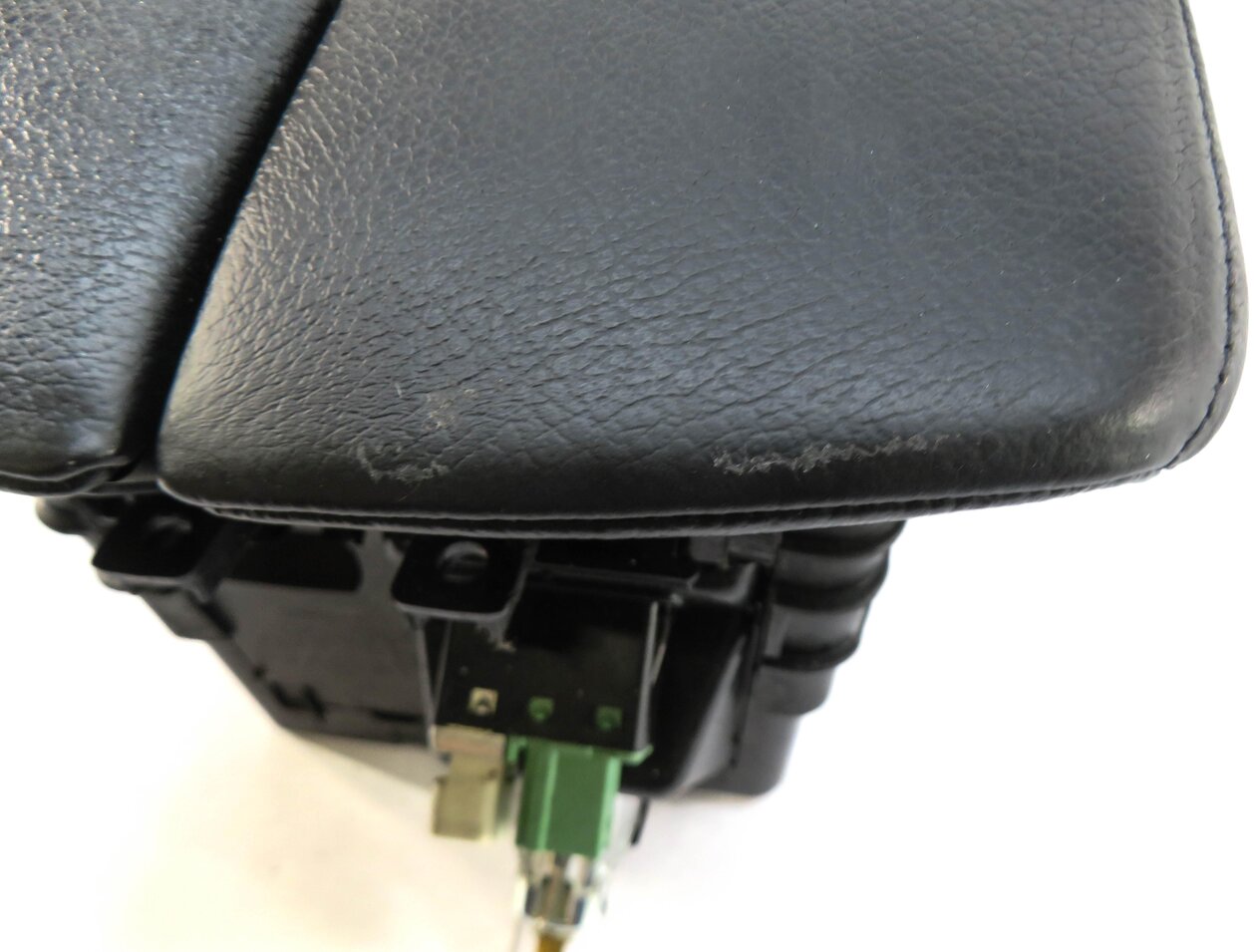Thumbnail 8: 2007-2014 BMW X5 X6 (E70 E71) FRONT CENTER CONSOLE ARMREST COMPARTMENT (BLACK)
