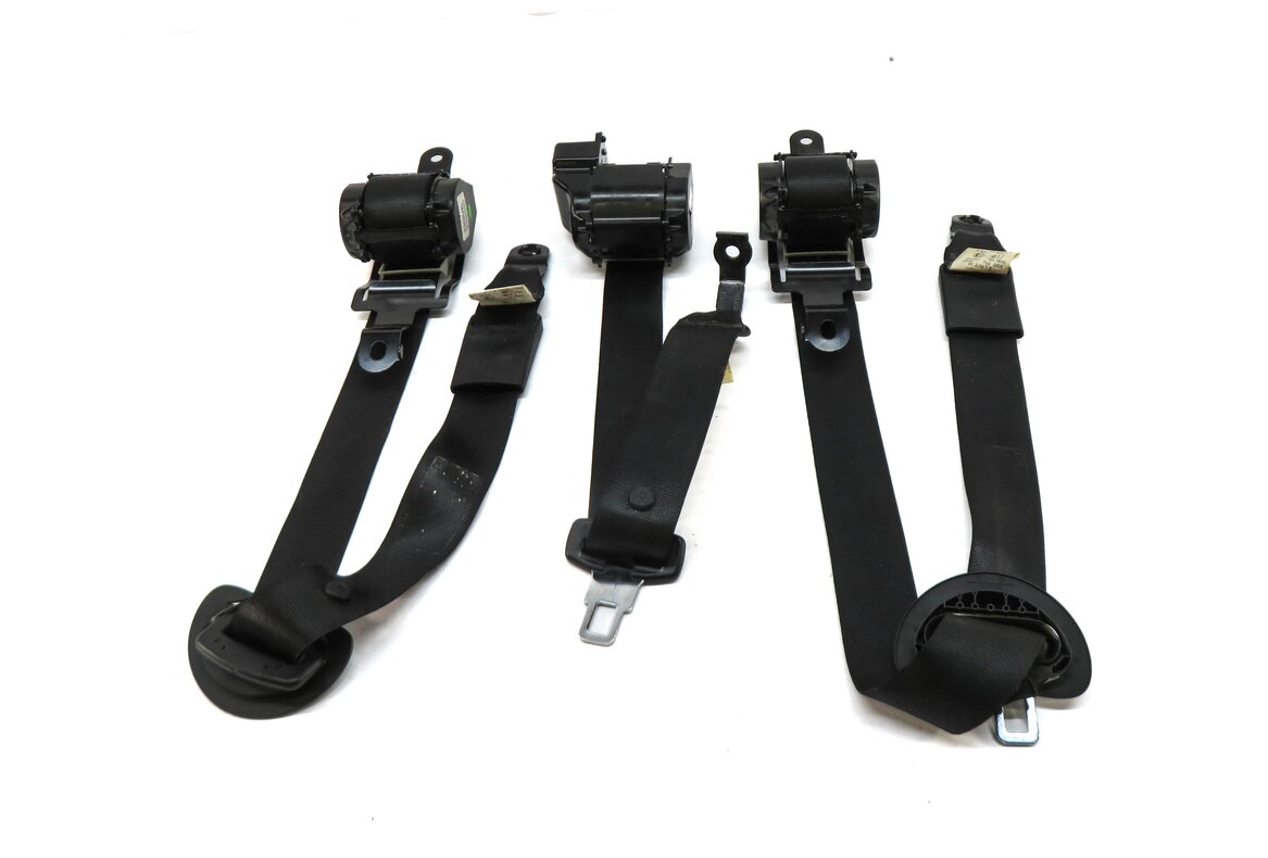 Thumbnail 2: 2010 BMW X5 (E70) REAR 2nd SECOND ROW SEAT SEATBELT RETRACTOR SET-3 (BLACK)